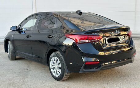 Hyundai Solaris II рестайлинг, 2018 год, 1 350 000 рублей, 6 фотография