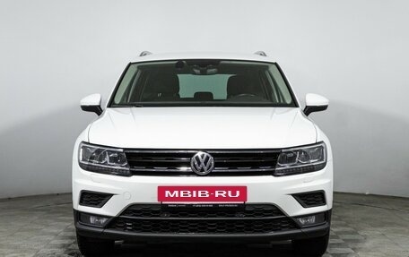 Volkswagen Tiguan II, 2018 год, 2 287 989 рублей, 2 фотография
