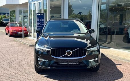 Volvo XC60 II, 2022 год, 3 600 000 рублей, 2 фотография