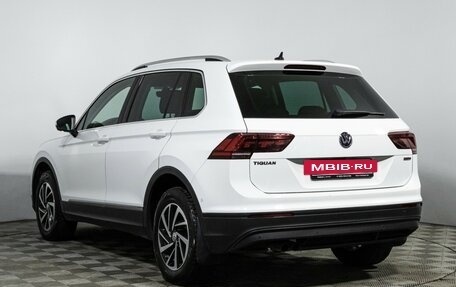 Volkswagen Tiguan II, 2018 год, 2 287 989 рублей, 7 фотография