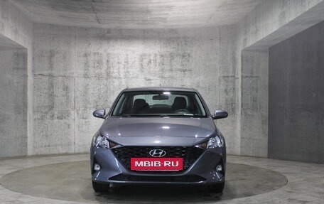 Hyundai Solaris II рестайлинг, 2021 год, 1 611 000 рублей, 2 фотография