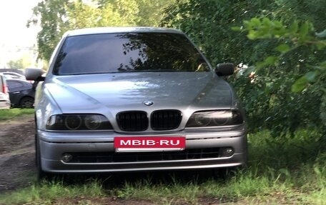 BMW 5 серия, 2000 год, 900 000 рублей, 3 фотография