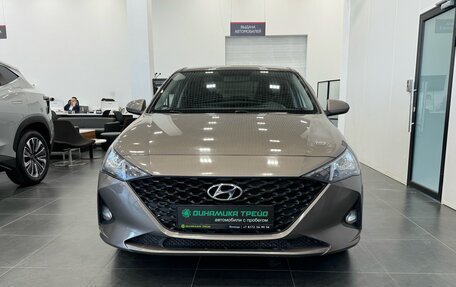 Hyundai Solaris II рестайлинг, 2021 год, 1 590 000 рублей, 2 фотография