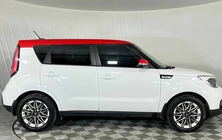 KIA Soul II рестайлинг, 2018 год, 1 670 000 рублей, 4 фотография