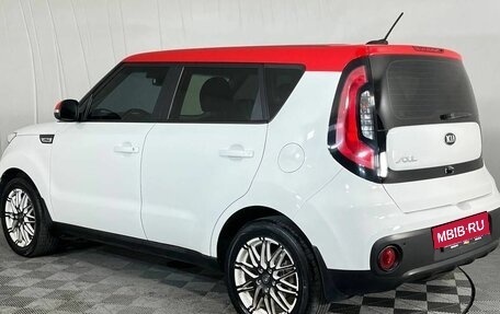 KIA Soul II рестайлинг, 2018 год, 1 670 000 рублей, 7 фотография