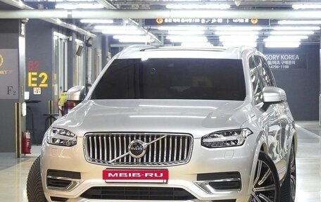 Volvo XC90 II рестайлинг, 2022 год, 4 230 013 рублей, 2 фотография