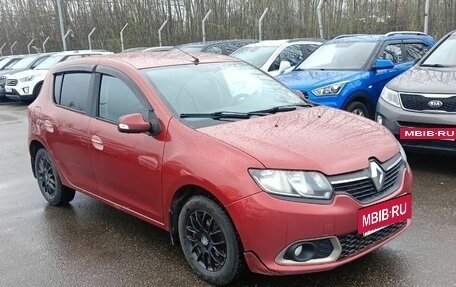 Renault Sandero II рестайлинг, 2014 год, 530 000 рублей, 3 фотография