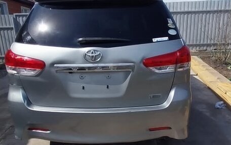 Toyota Wish II, 2012 год, 850 000 рублей, 2 фотография