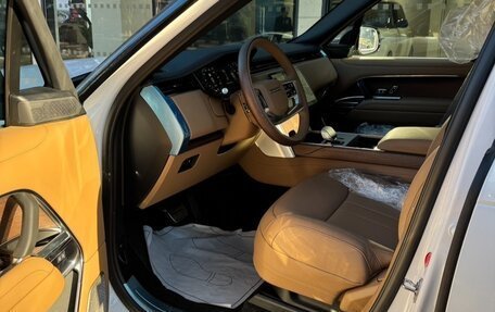 Land Rover Range Rover IV рестайлинг, 2025 год, 21 056 000 рублей, 2 фотография