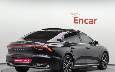 Hyundai Grandeur, 2022 год, 2 500 000 рублей, 3 фотография