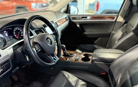 Volkswagen Touareg III, 2011 год, 8 фотография