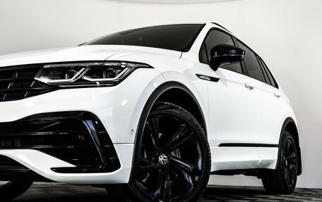 Volkswagen Tiguan II, 2021 год, 5 145 000 рублей, 2 фотография