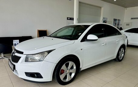 Chevrolet Cruze II, 2011 год, 700 000 рублей, 2 фотография