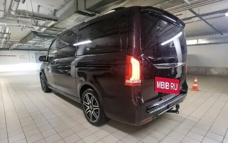 Mercedes-Benz V-Класс, 2018 год, 5 500 000 рублей, 4 фотография