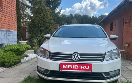 Volkswagen Passat B7, 2012 год, 930 000 рублей, 2 фотография