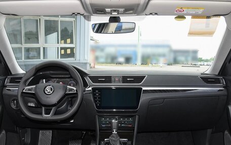 Skoda Superb III рестайлинг, 2024 год, 3 299 000 рублей, 4 фотография