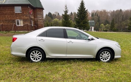 Toyota Camry, 2012 год, 1 350 000 рублей, 4 фотография