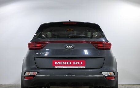 KIA Sportage IV рестайлинг, 2020 год, 2 479 000 рублей, 5 фотография