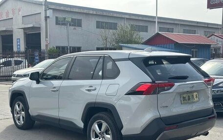 Toyota RAV4, 2021 год, 2 402 339 рублей, 3 фотография