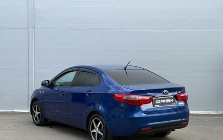 KIA Rio III рестайлинг, 2013 год, 695 000 рублей, 2 фотография