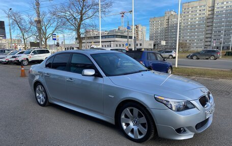 BMW 5 серия, 2004 год, 1 890 000 рублей, 2 фотография