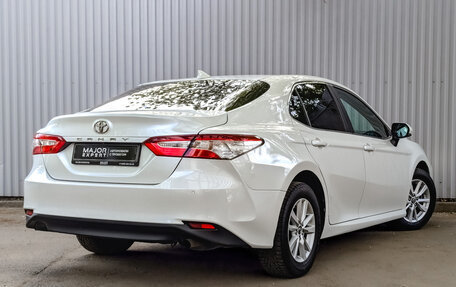 Toyota Camry, 2019 год, 2 700 000 рублей, 5 фотография