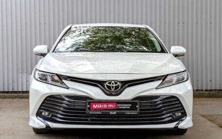 Toyota Camry, 2019 год, 2 700 000 рублей, 2 фотография