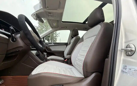 Volkswagen Tiguan II, 2022 год, 2 890 099 рублей, 6 фотография