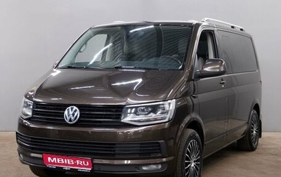 Volkswagen Multivan T6 рестайлинг, 2015 год, 3 400 000 рублей, 1 фотография