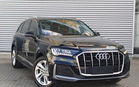 Audi Q7, 2023 год, 8 000 000 рублей, 1 фотография