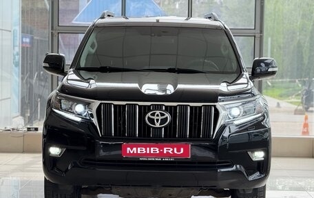 Toyota Land Cruiser Prado 150 рестайлинг 2, 2018 год, 3 500 000 рублей, 1 фотография