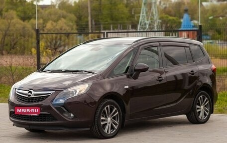 Opel Zafira C рестайлинг, 2012 год, 1 035 000 рублей, 1 фотография