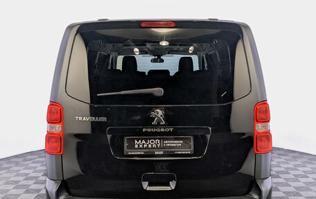 Peugeot Traveller I, 2019 год, 2 950 000 рублей, 6 фотография