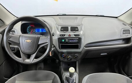 Chevrolet Cobalt II, 2013 год, 645 000 рублей, 9 фотография