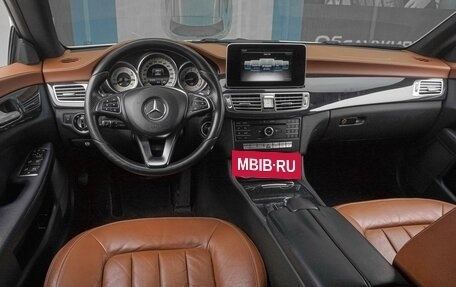 Mercedes-Benz CLS, 2015 год, 3 149 000 рублей, 6 фотография