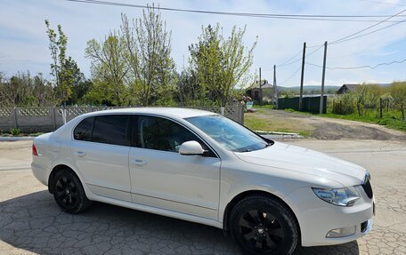 Skoda Superb III рестайлинг, 2012 год, 1 420 000 рублей, 5 фотография