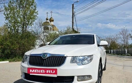 Skoda Superb III рестайлинг, 2012 год, 1 420 000 рублей, 3 фотография