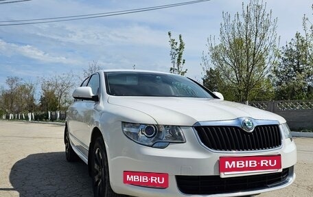 Skoda Superb III рестайлинг, 2012 год, 1 420 000 рублей, 4 фотография