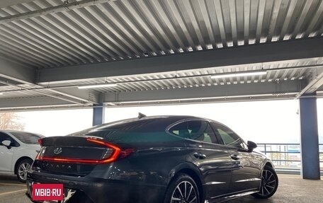 Hyundai Sonata VIII, 2022 год, 1 900 000 рублей, 4 фотография
