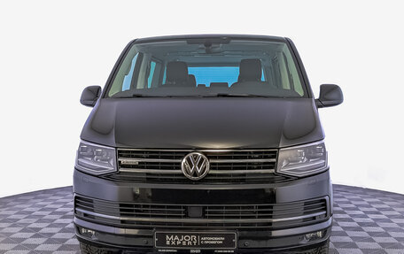 Volkswagen Multivan T6 рестайлинг, 2018 год, 4 500 000 рублей, 2 фотография