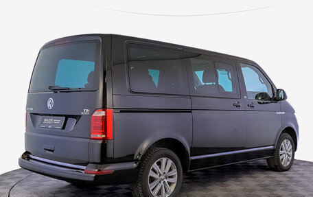 Volkswagen Multivan T6 рестайлинг, 2018 год, 4 500 000 рублей, 5 фотография