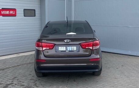 KIA Rio III рестайлинг, 2016 год, 950 000 рублей, 4 фотография