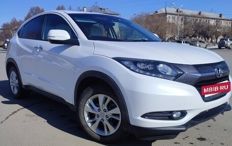Honda Vezel, 2015 год, 1 720 000 рублей, 3 фотография