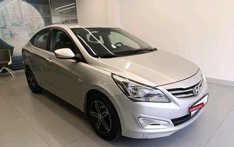 Hyundai Solaris II рестайлинг, 2015 год, 1 025 000 рублей, 3 фотография