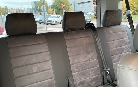 Volkswagen Caravelle T6 рестайлинг, 2019 год, 3 800 000 рублей, 8 фотография