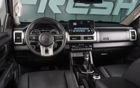 Mitsubishi L200, 2024 год, 5 719 000 рублей, 6 фотография
