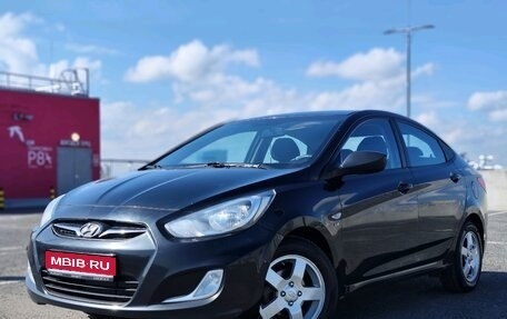 Hyundai Solaris II рестайлинг, 2013 год, 679 000 рублей, 1 фотография