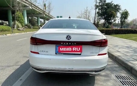 Volkswagen Passat B8 рестайлинг, 2022 год, 1 990 000 рублей, 5 фотография