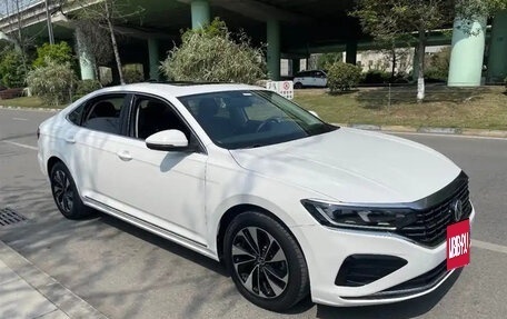 Volkswagen Passat B8 рестайлинг, 2022 год, 1 990 000 рублей, 3 фотография
