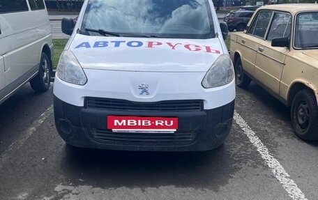 Peugeot Partner II рестайлинг 2, 2014 год, 420 000 рублей, 2 фотография